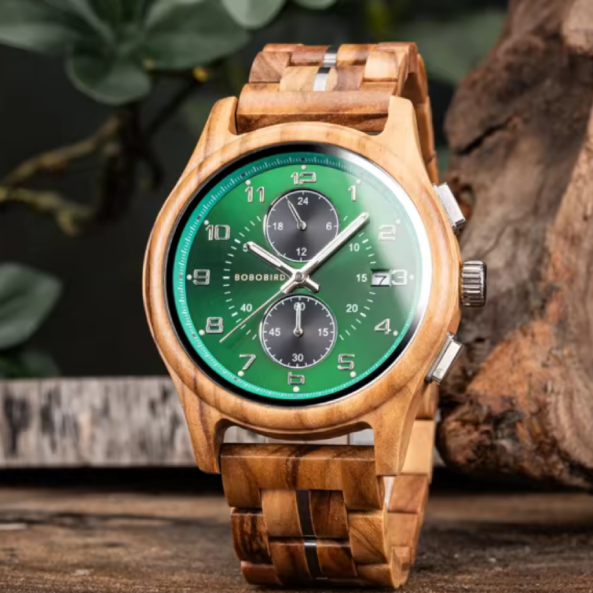 Montre-Bracelet BOBO BIRD en Bois pour Homme. Une montre qui se distingue par son équilibre entre l’élégance organic du bois et la vitalité de la couleur verte.