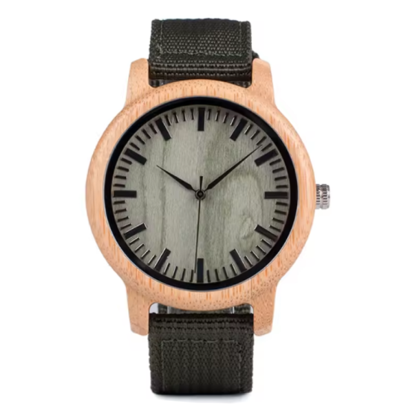 Montre BOBO BIRD en Bois Unisexe. Cette montre est la définition du style décontracté et durable. Son design simple et léger se marie parfaitement avec les tenues décontracté, streetwear ou vintage.