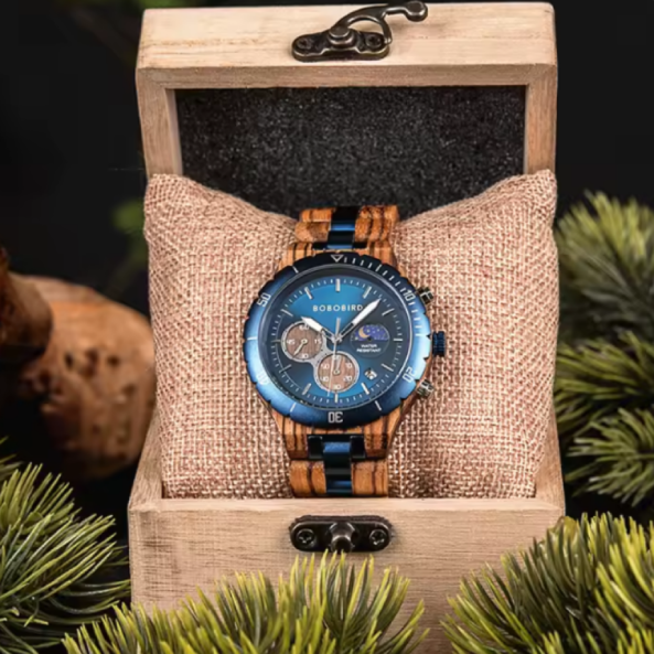 Montre-Bracelet BOBO BIRD en Bois et Acier Inoxydable pour Homme. La harmonie entre la nature et le design moderne s’unit dans cette montre en bois naturel avec des détails métalliques bleuâtres.